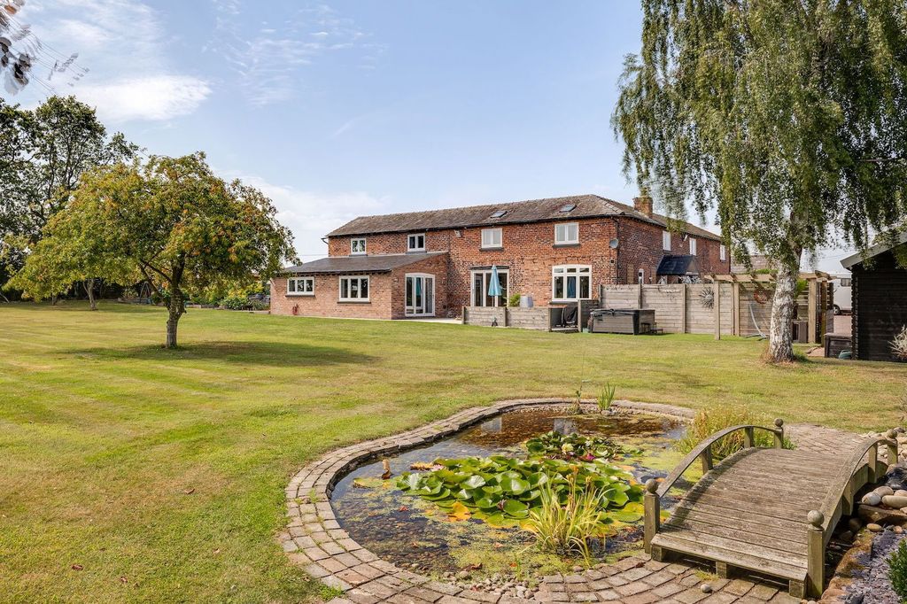 Property photo 1 of 37
