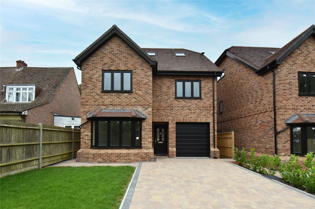 Property photo 3 of 16 External