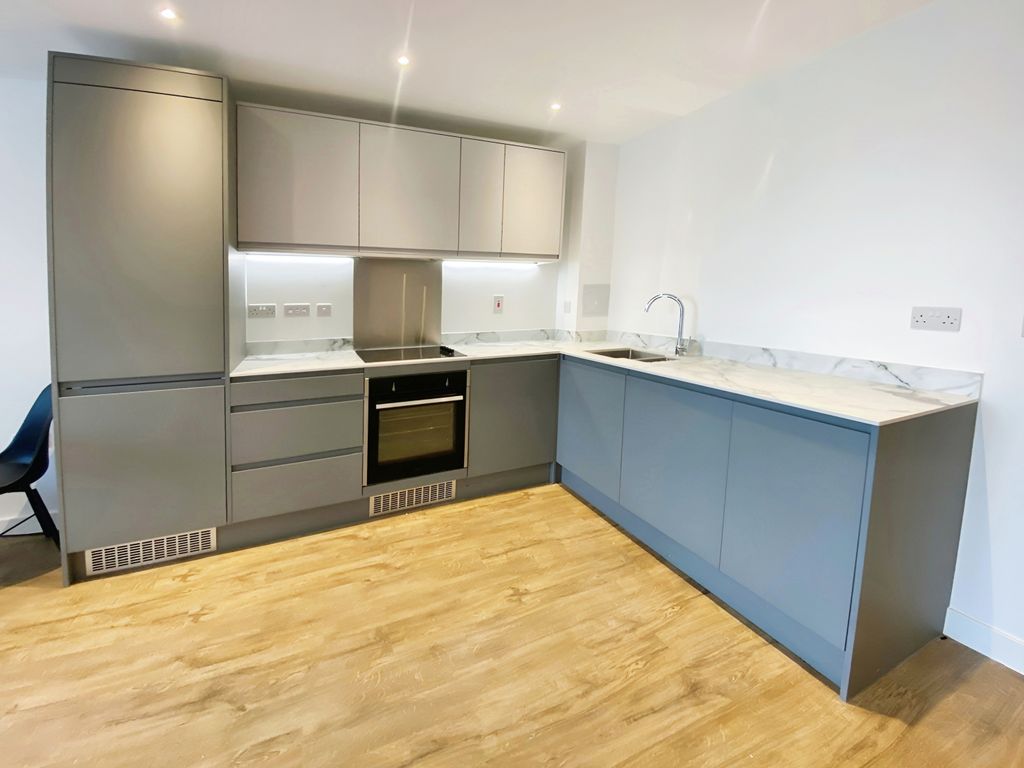 Property photo 2 of 14 Photo 02