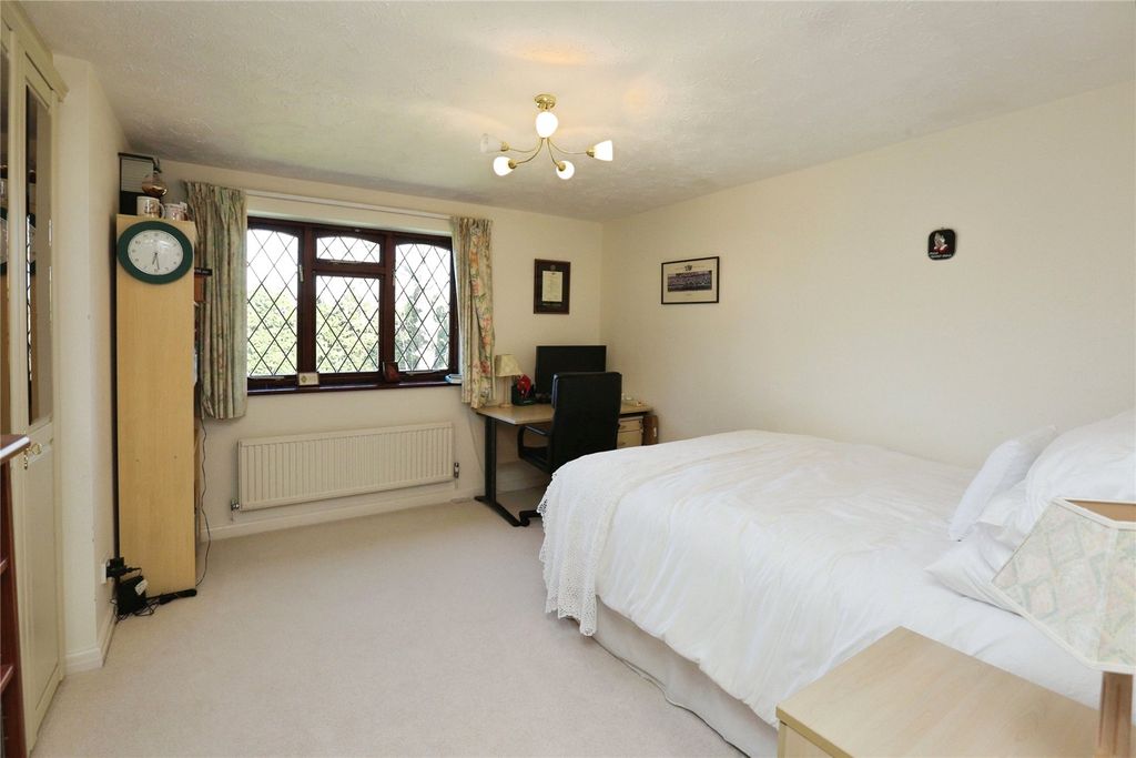 Additional image 24 of 5 bed detached house for saleVeryan, Fareham, Hampshire PO14