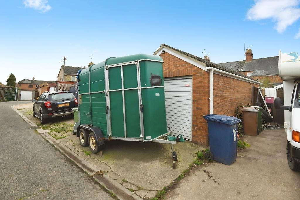 Property photo 3 of 12 Photo 3