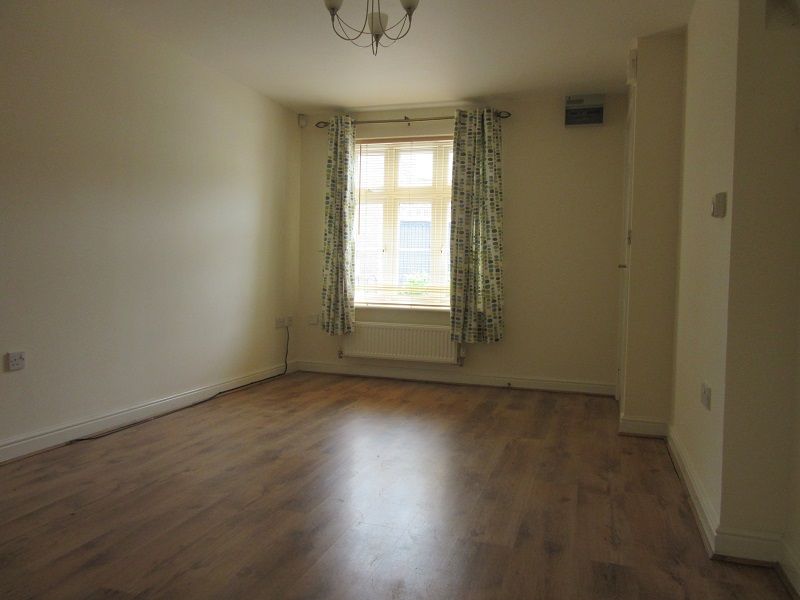 Property photo 2 of 9 Lounge