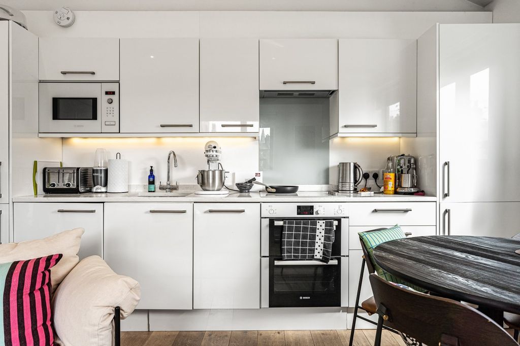 Property photo 2 of 14 Open Plan Living