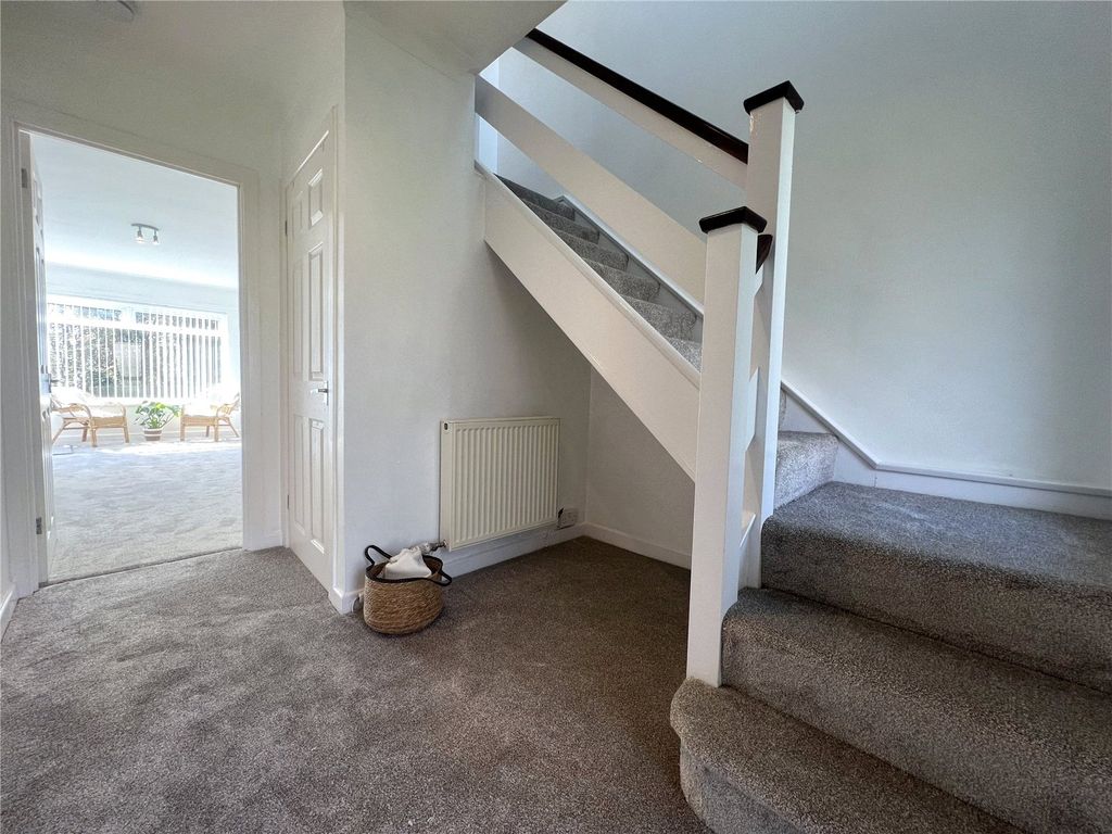 Property photo 2 of 14 Picture No. 12