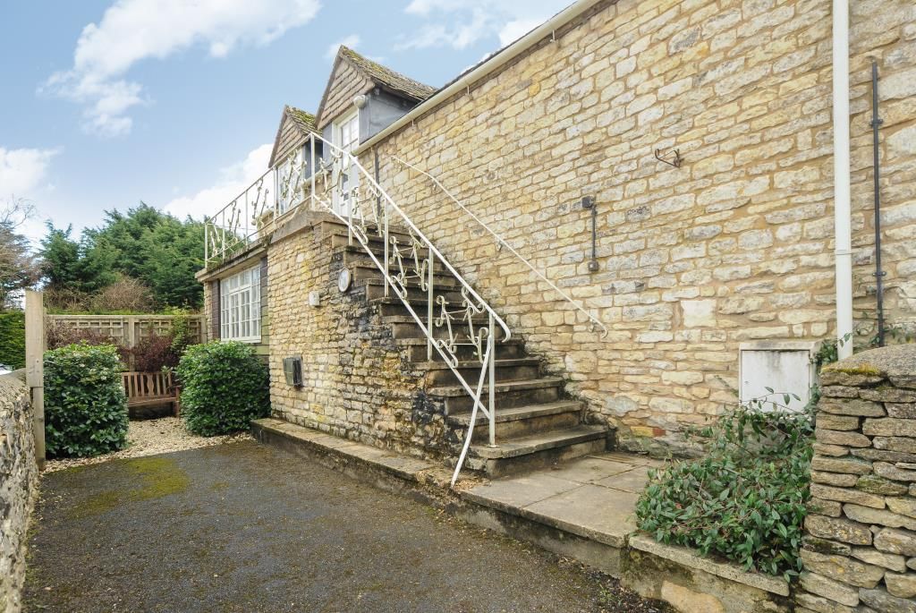 Property photo 1 of 9 Main Photo