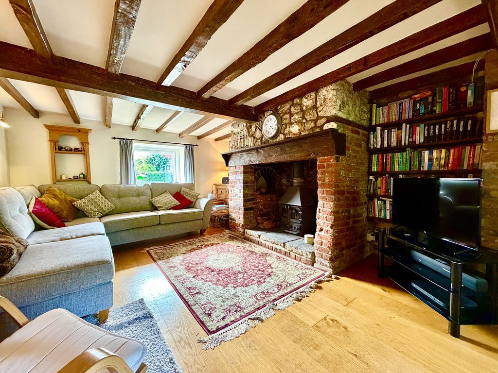 Property photo 3 of 18
