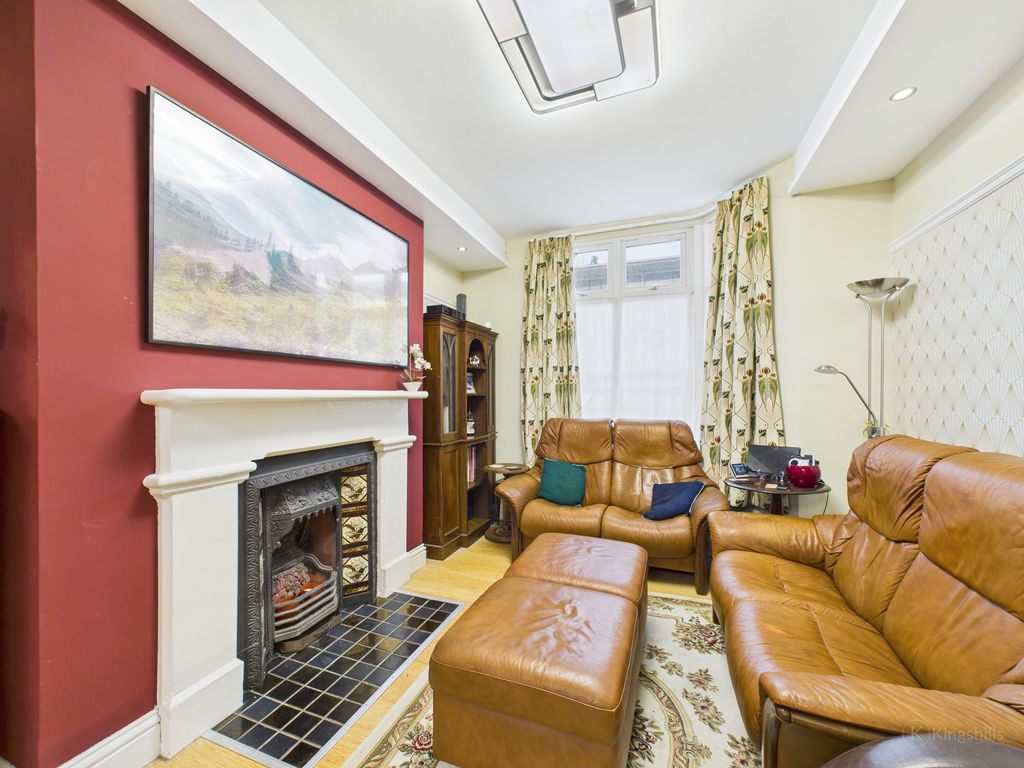 Property photo 2 of 17 Living Room