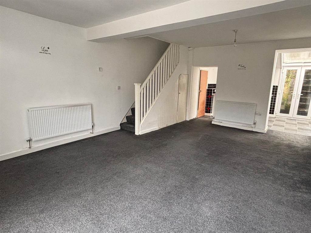 Property photo 3 of 22 49 Tanycoed Take On (11).Jpeg