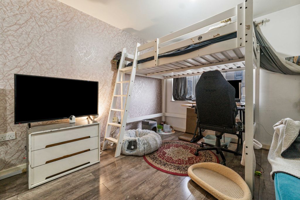 Property photo 3 of 6 9.Jpg