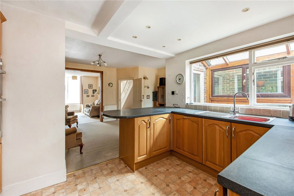 Property photo 2 of 13 Kitchen