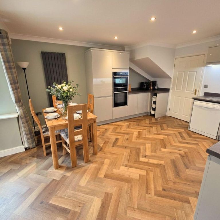 Property photo 2 of 15 Kitchen 1 .Jpeg