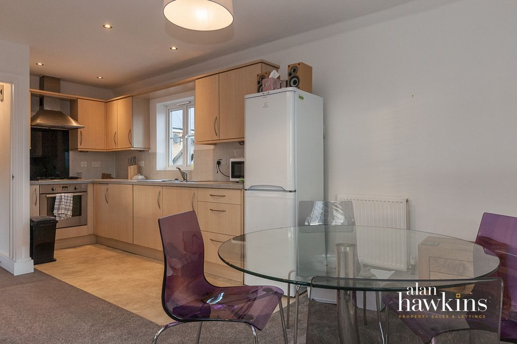 Property photo 2 of 6 Ah2752-4-2