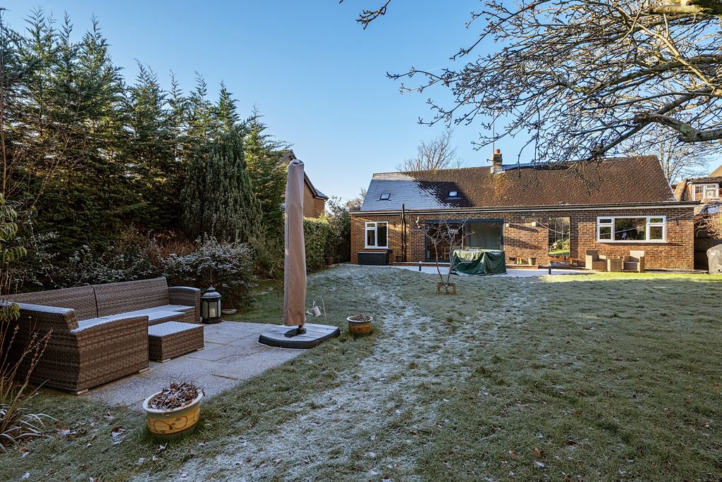 Property photo 3 of 21 Picture 3