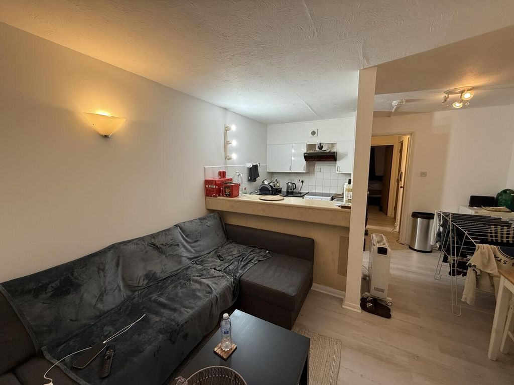 Property photo 2 of 7 Living Room