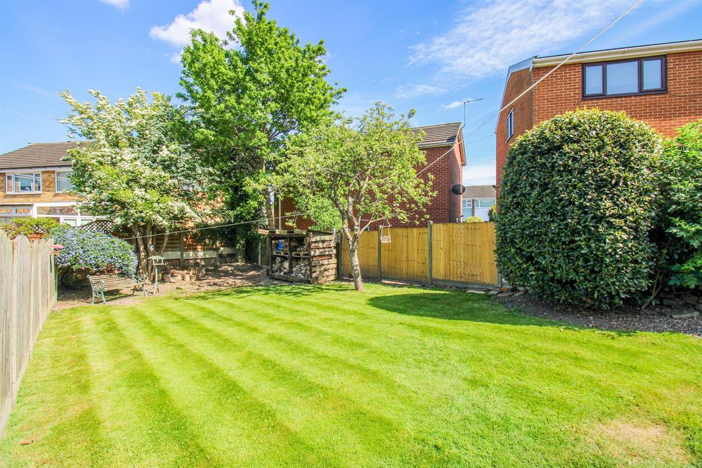 Property photo 2 of 14