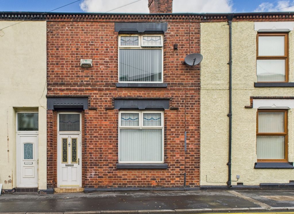 Property photo 1 of 18