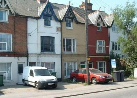 Property photo 3 of 14 450 London Road .Jpg