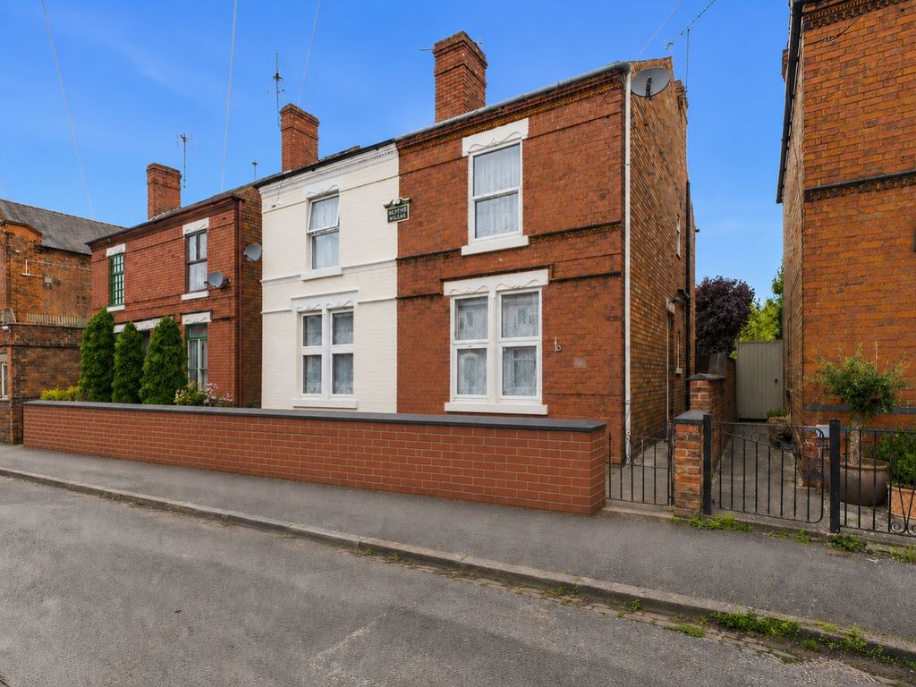 Property photo 1 of 13 d4dc174A-3c95-43Fb-8716-ee72dc6036d1