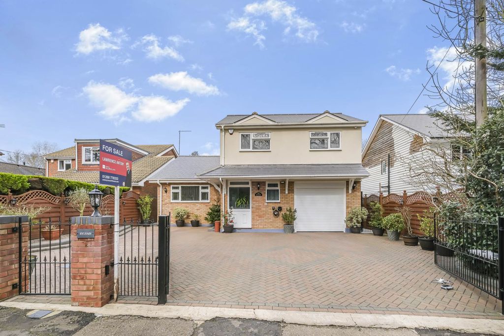 Property photo 1 of 34