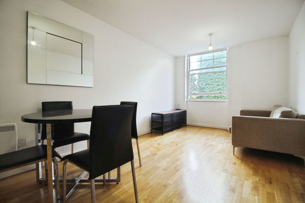 Property photo 1 of 11 Lounge 1.Jpg