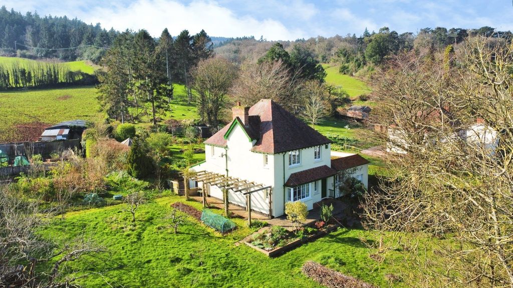 Property photo 1 of 39