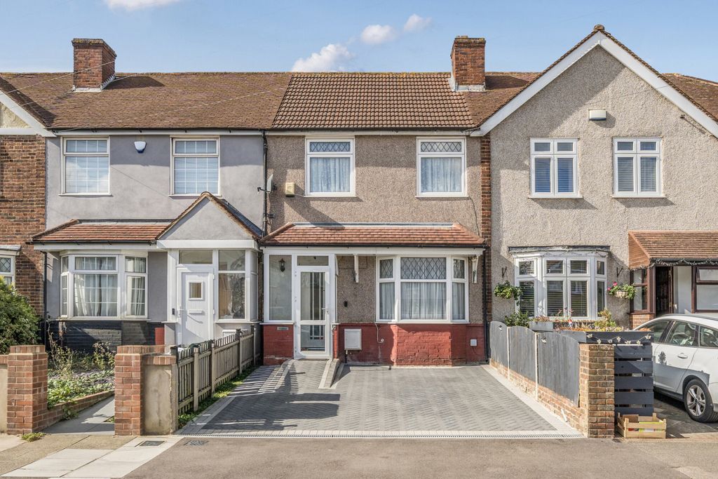 Property photo 1 of 13 External