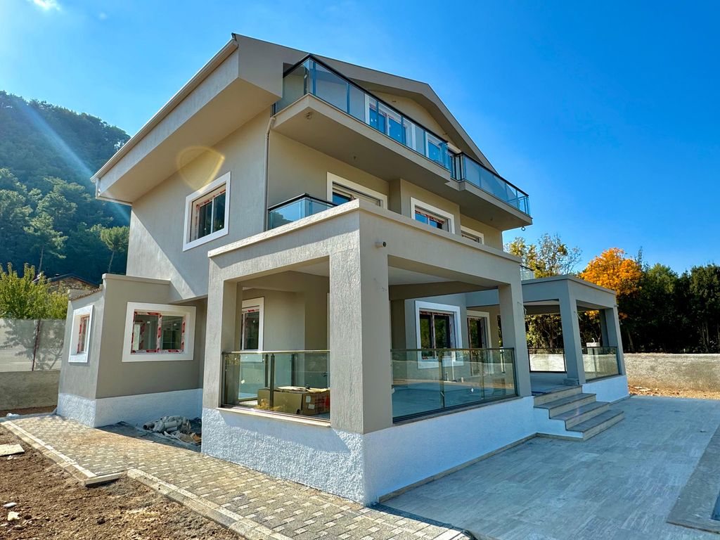 Property photo 2 of 19 Modern Fethiye Villa For Sale In Uzumlu – Modern Villa With Large Plot