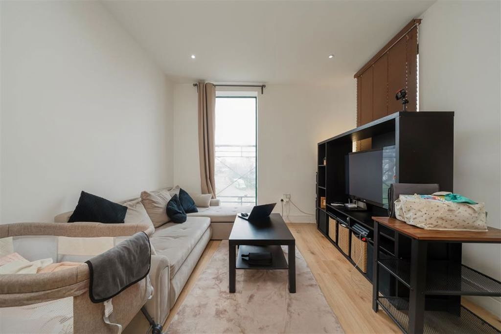 Property photo 3 of 4