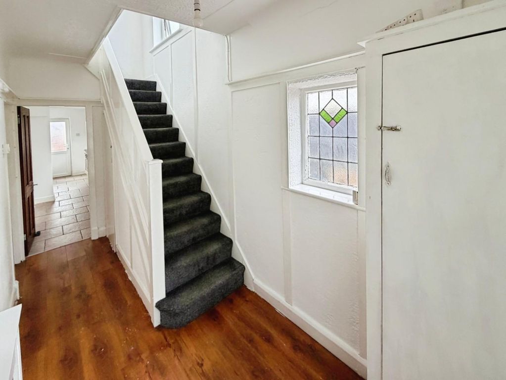 Property photo 2 of 33 4ee2573A--4243-83A7-3020574Aef67-33967-000010591DC