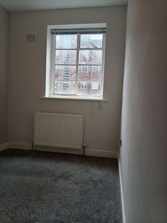 Property photo 3 of 17 Photo 2