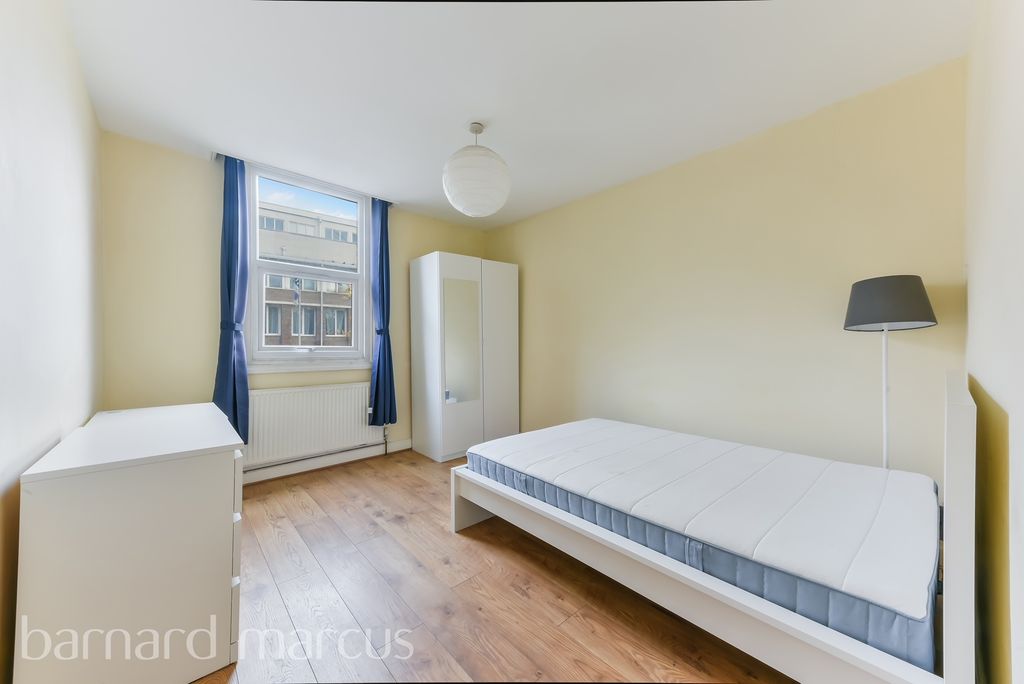 Property photo 3 of 7 Bedroom