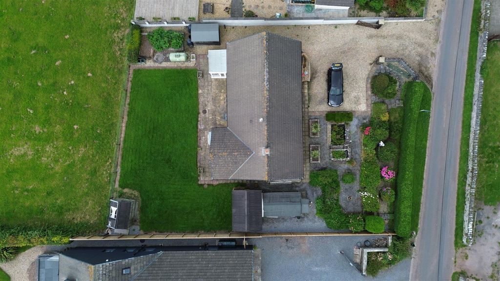 Property photo 2 of 14 Dji_0133.Jpg