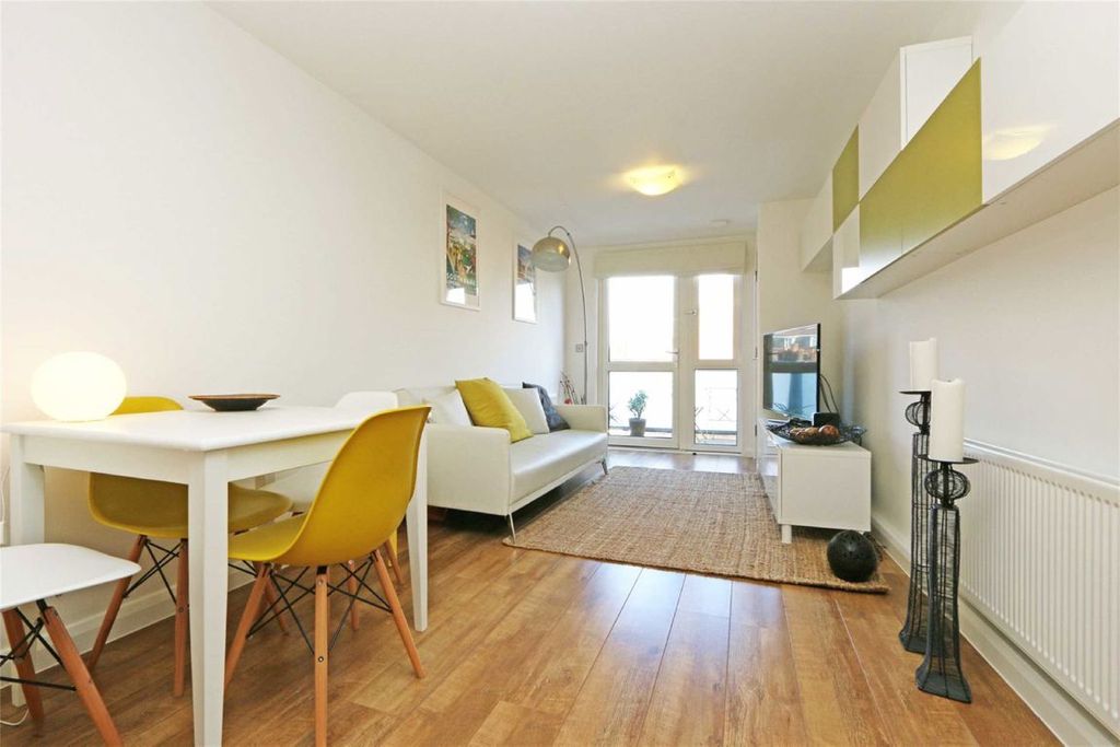 Property photo 1 of 5