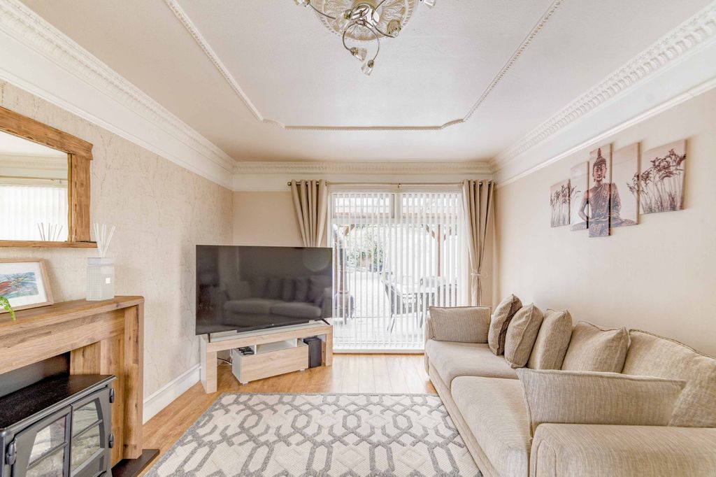 Property photo 2 of 14 Picture No. 07