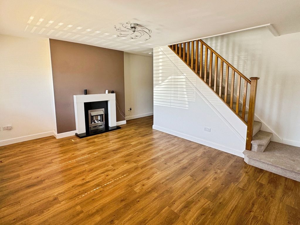 Property photo 2 of 15 Pbox-Img.Jpg