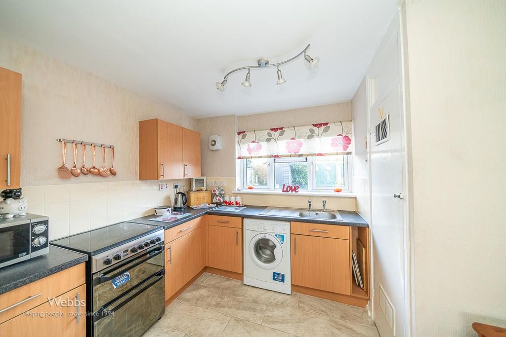 Property photo 3 of 21 Â© Webbs Estate Agents Â© (5 Of 29).Jpg