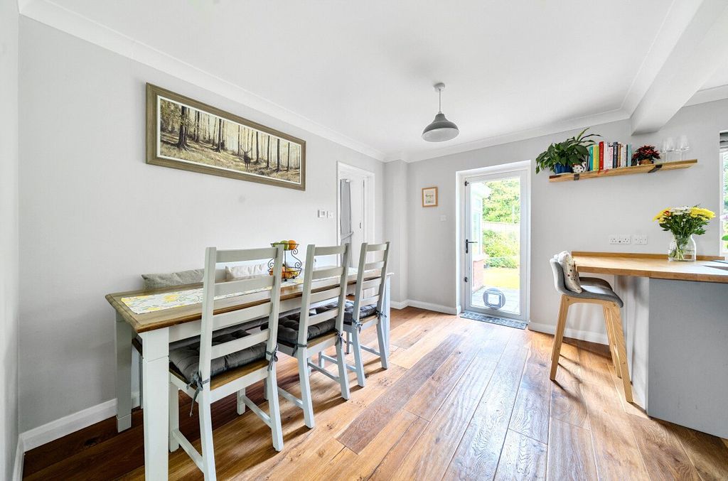 Property photo 3 of 14 Dining Room