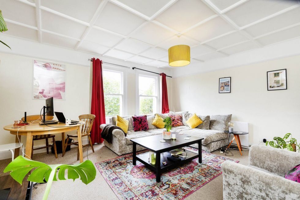 Property photo 2 of 11