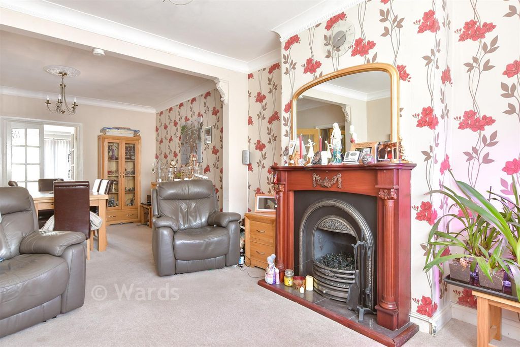 Property photo 3 of 14 Lounge Blurred