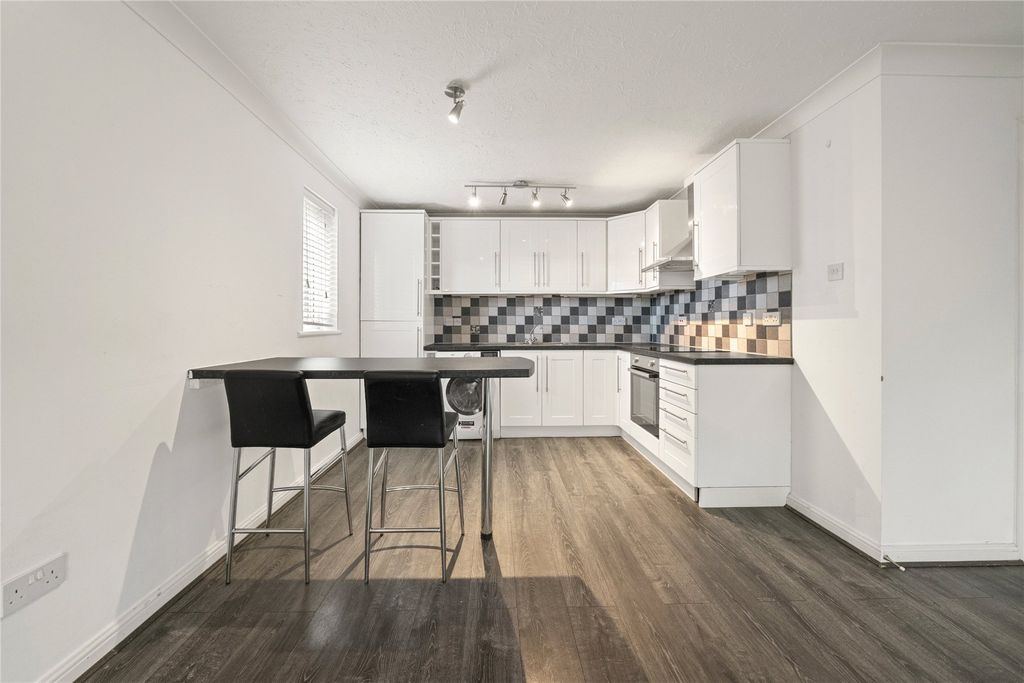 Property photo 1 of 13 1