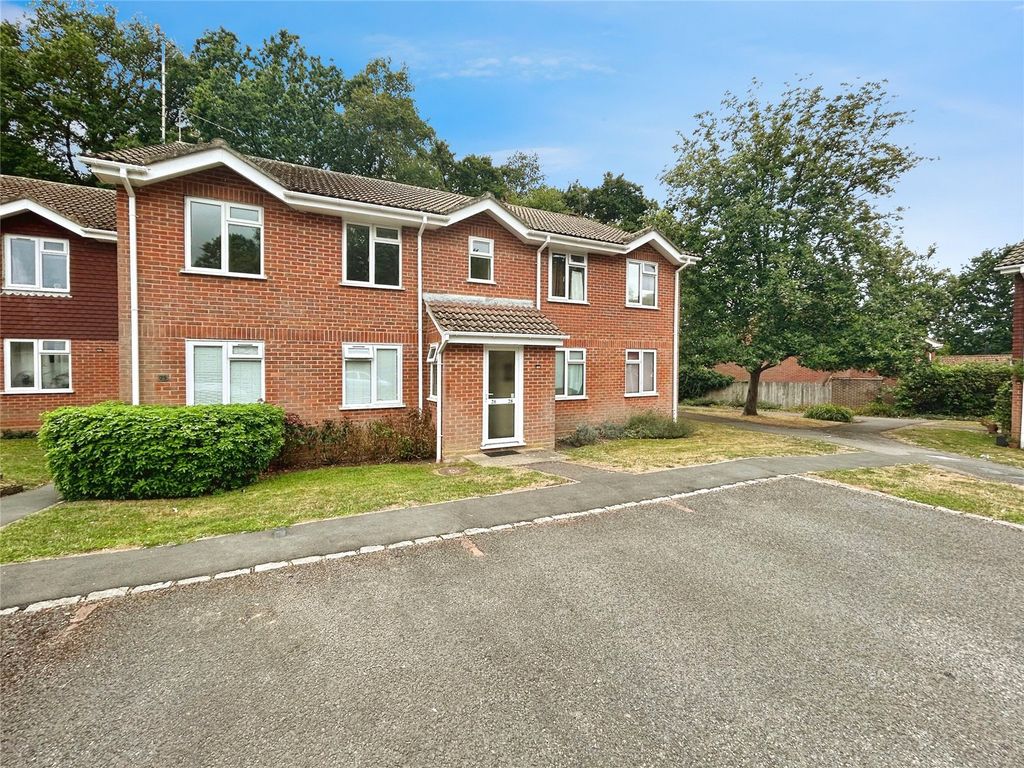 Property photo 1 of 11 Picture No. 13