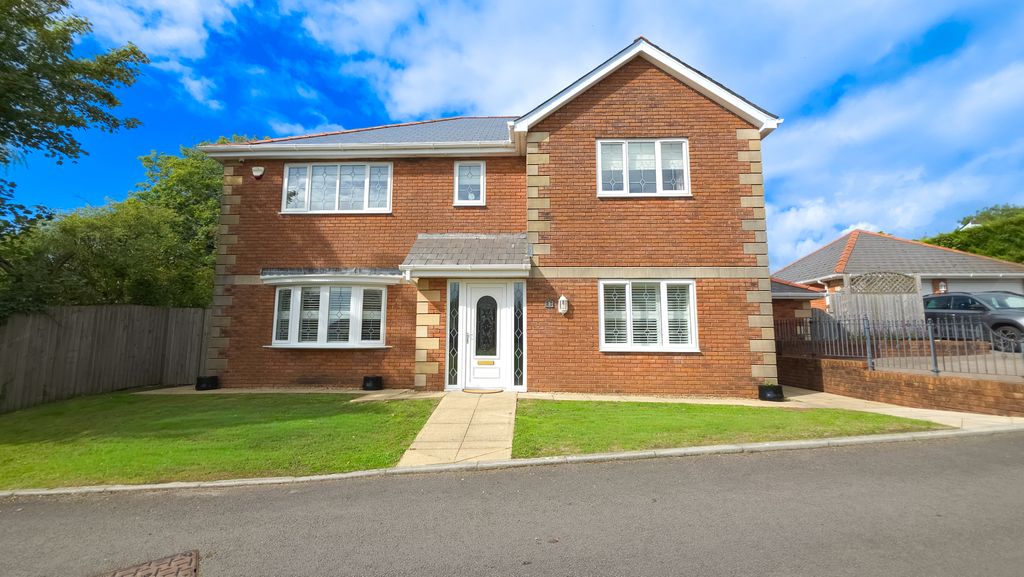 Property photo 1 of 51