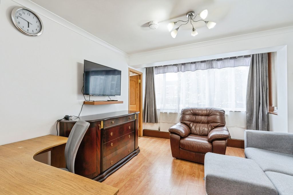 Property photo 1 of 20 Reception Room