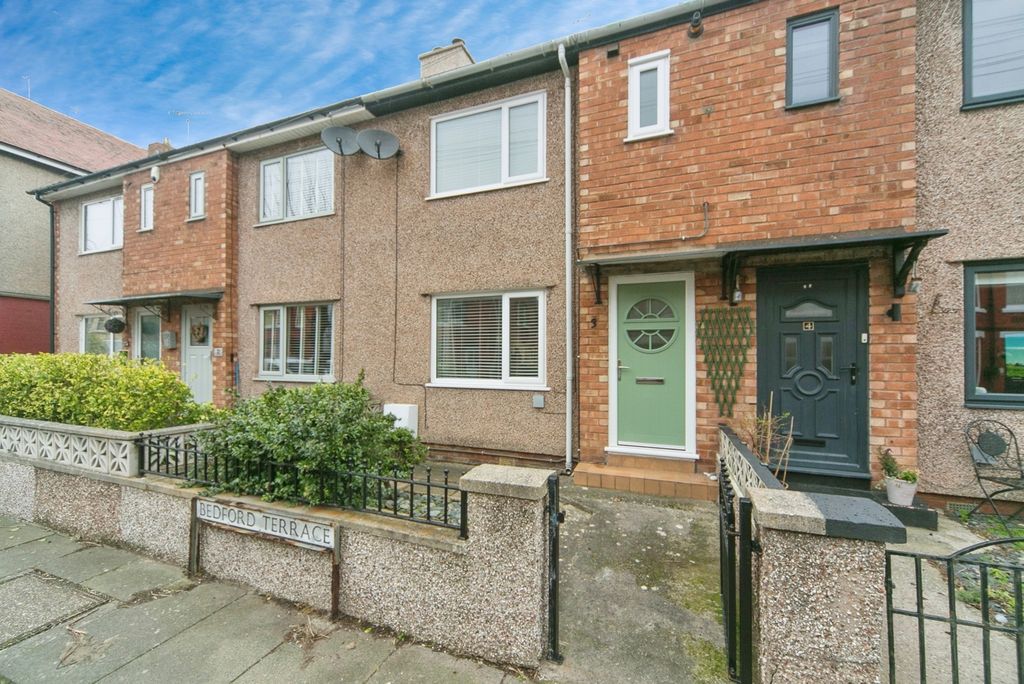 Property photo 1 of 14 Front