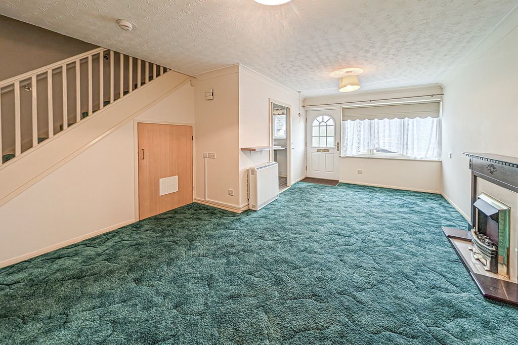 Property photo 3 of 9