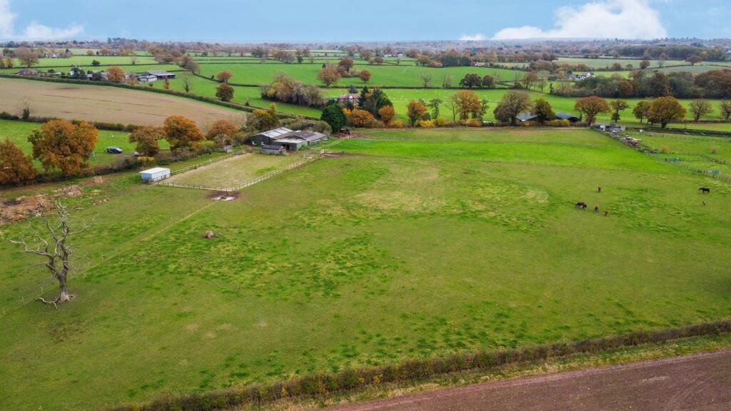 Property photo 1 of 4