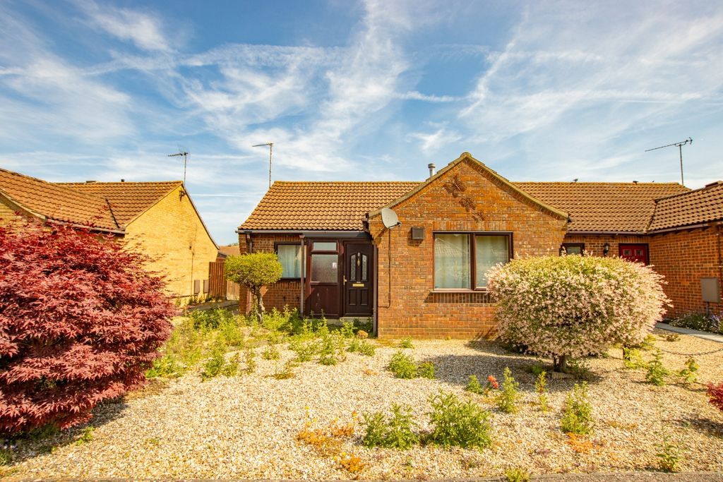 Property photo 1 of 15 3921881