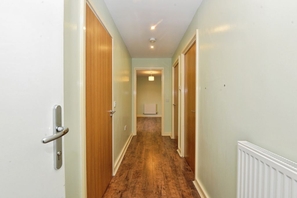 Property photo 2 of 14 Photo