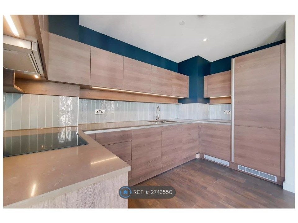 Property photo 1 of 11 Kitchen