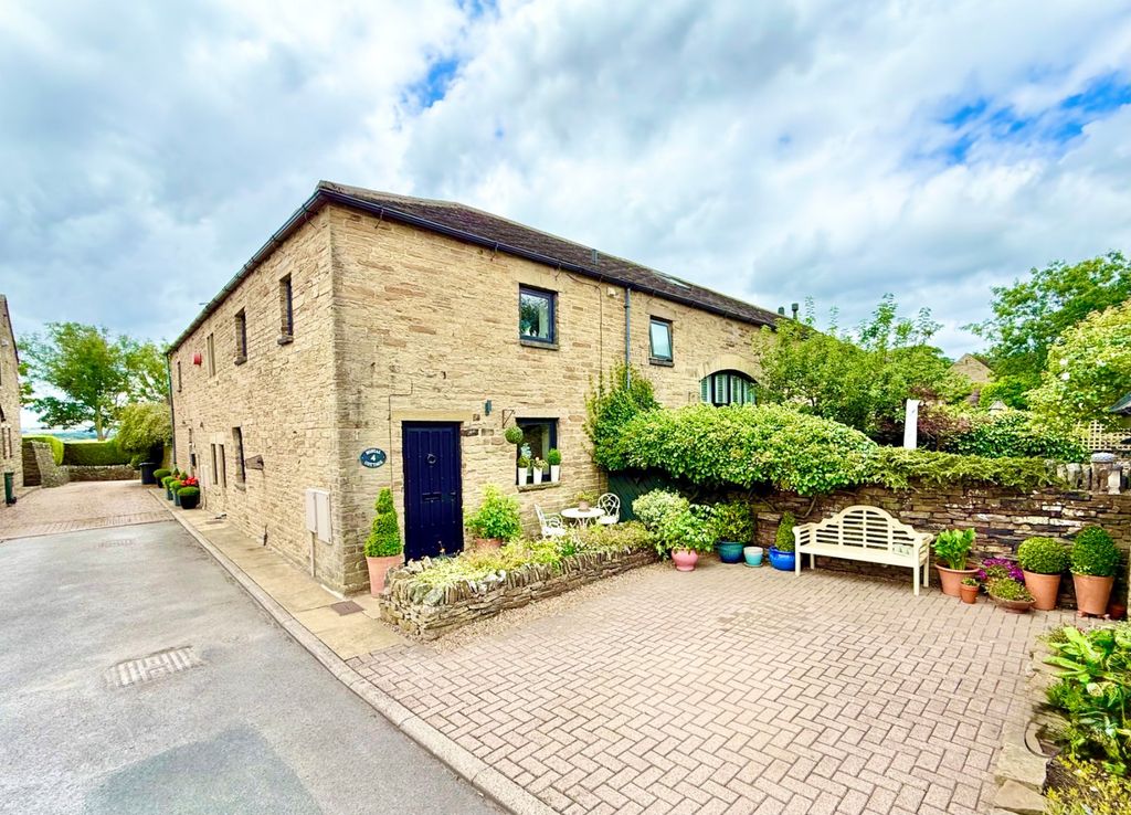 Property photo 1 of 25 Picture No. 23